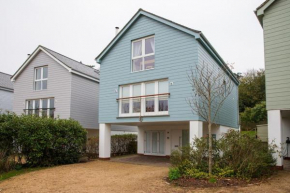 5 bed New England style house - Norton, Yarmouth
